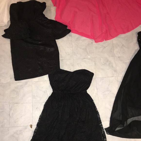 Dresses - Picture 3 of 4